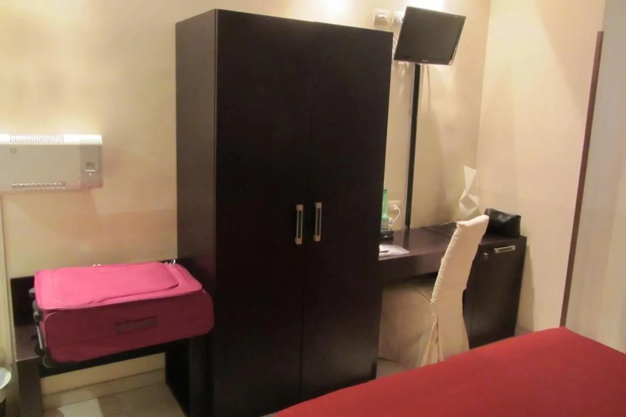 San Marco Relais Hotel Rome 0*,  Italy